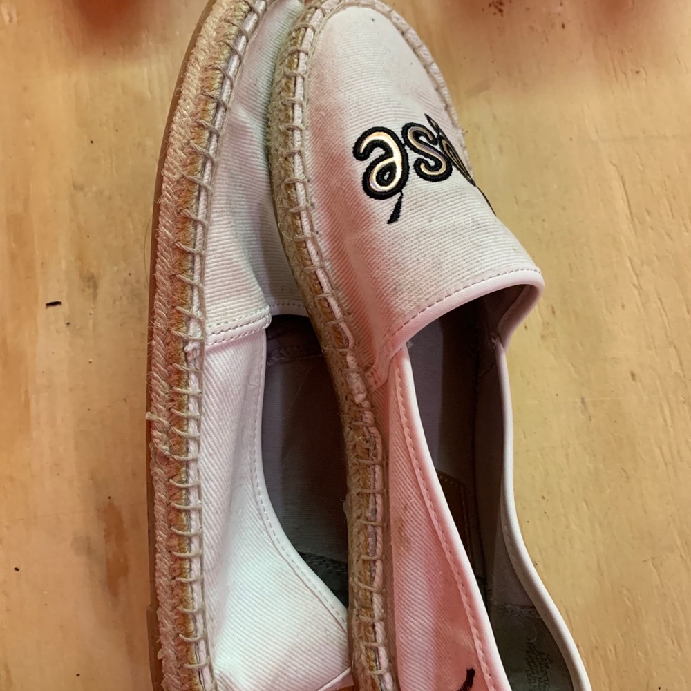 Circus - Picture 3 of 3